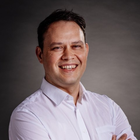 Photo of Laszlo Barta